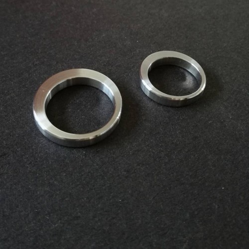 Plieninis žiedas B2B DECENTERED 4 mm